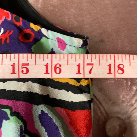 Anthropologie HD in Paris SZ 8 Moonset 100% Silk Asymmetrical Hem Paisley Top - Picture 7 of 10